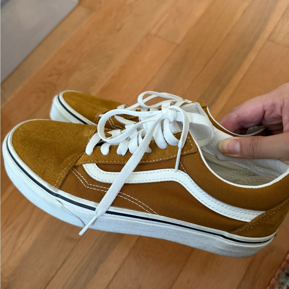 Golden Brown Old Skool Vans / Size 7.5 Women's - Picture 8 of 9